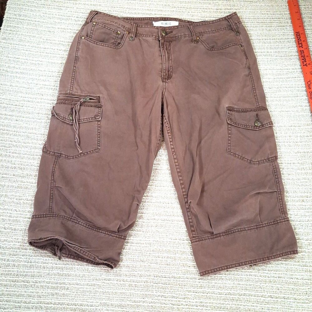 Mixit Women Size 16 Brown Cotton Cargo Capris Shorts Pants Cropped Pockets 2000s
